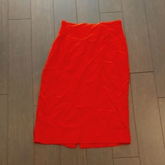 Elegant Vintage Red Silk High Waisted Women's Skirt - Picture 1 of 3